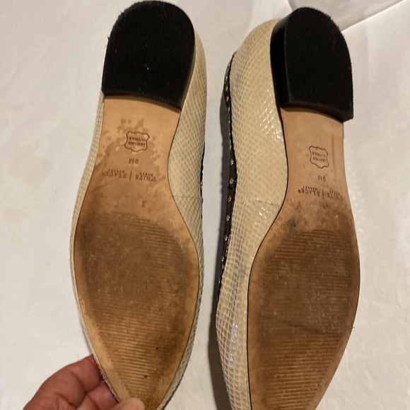 Shoes - Picture 2 of 7